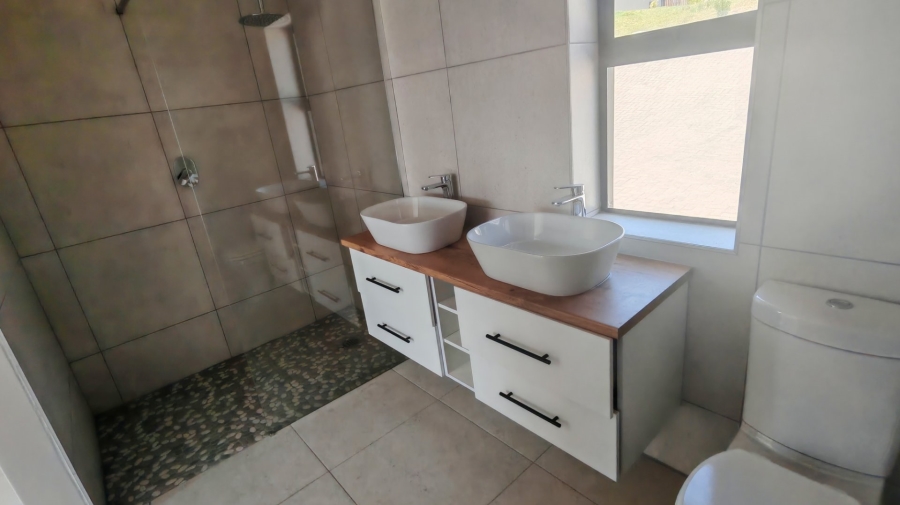 3 Bedroom Property for Sale in Avonddans Western Cape